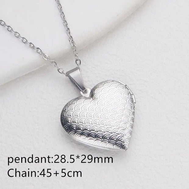 Openable Photo Picture Locket Necklace Valentine's Day DIY Necklace Floral Heart Necklace Friendship Necklace